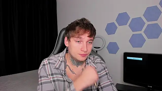 Snapshot of Chris_Tyson chatting on 10/18/25, 12:35 Chris Tyson online show from 10/18/25, 12:35