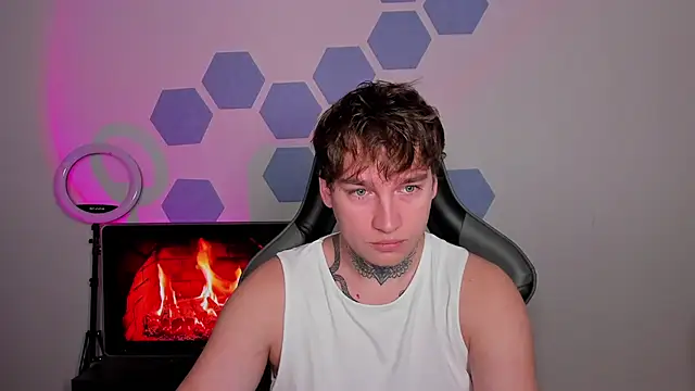 Snapshot of Chris_Tyson chatting on 11/06/25, 03:07 Chris Tyson online show from 11/06/25, 03:07