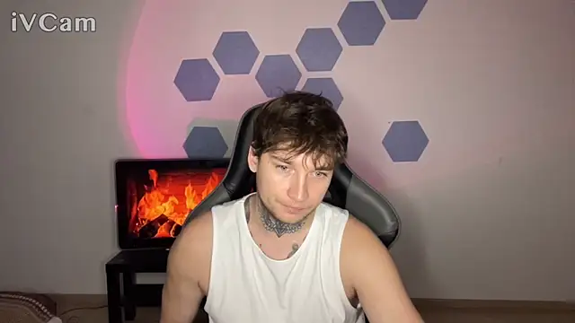 Snapshot of Chris_Tyson chatting on 11/21/25, 11:14 Chris Tyson online show from 11/21/25, 11:14