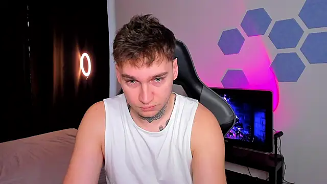 Snapshot of Chris_Tyson chatting on 11/28/25, 07:55 Chris Tyson online show from 11/28/25, 07:55