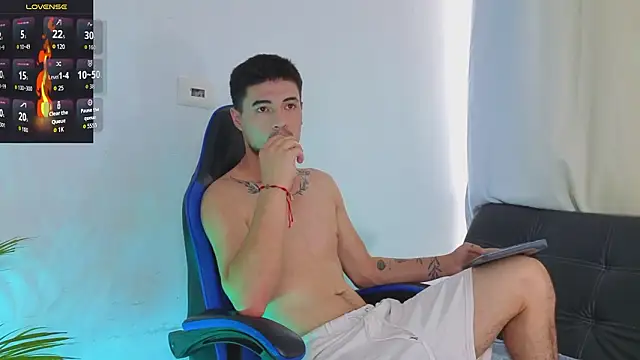 EdwardRoss  online show from 02/12/26, 08:48