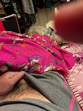 Snapshot of A6229 chatting on 02/28/25, 10:17 A6229 online show from 02/28/25, 10:17