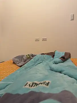 Snapshot of A6229 chatting on 09/24/25, 11:41 A6229 online show from 09/24/25, 11:41