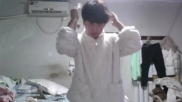 XiaNa2023 online show from 12/06/24, 07:01