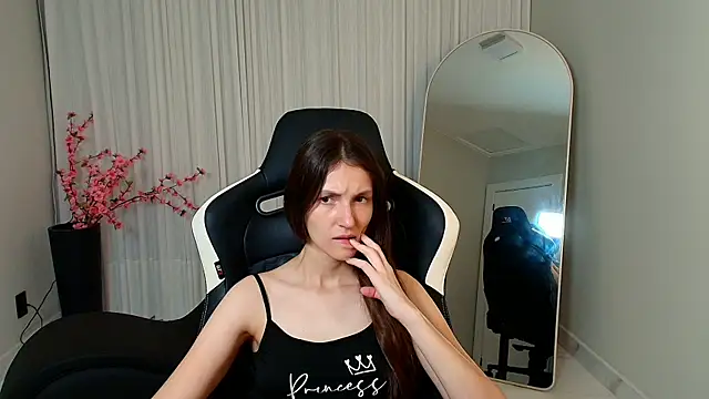 upssnowy online show from 10/27/25, 07:07