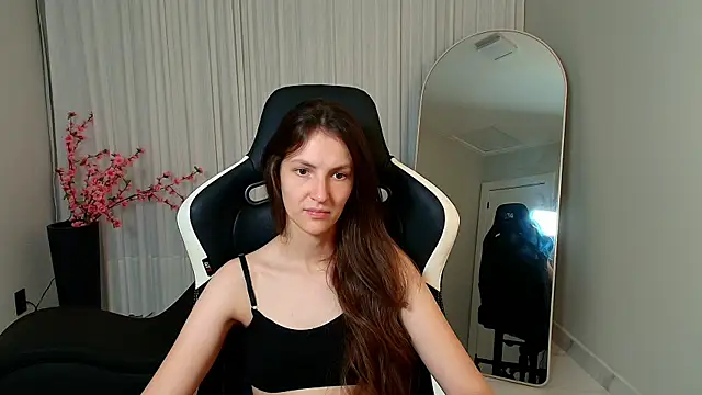 upssnowy online show from 10/28/25, 08:00