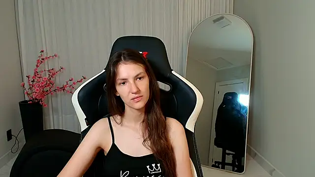 upssnowy online show from 10/30/25, 02:51