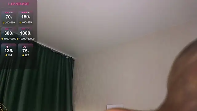 Snapshot of ErinLewist chatting on 02/22/25, 01:22 ErinLewist online show from 02/22/25, 01:22