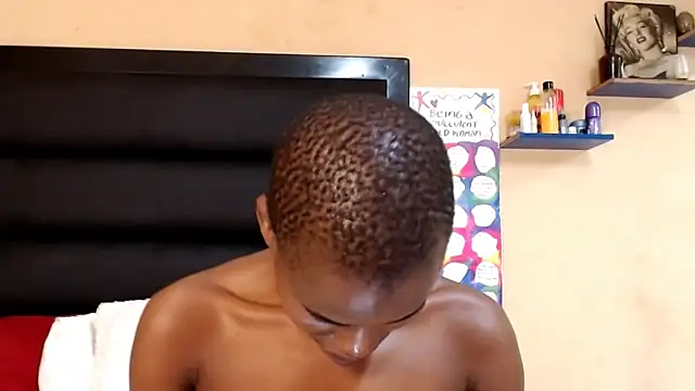 LongPussyLipsxx online show from 01/13/25, 08:47