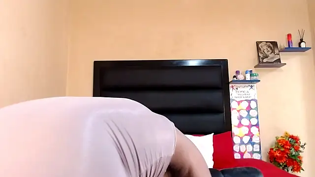 LongPussyLipsxx online show from 03/18/25, 11:19