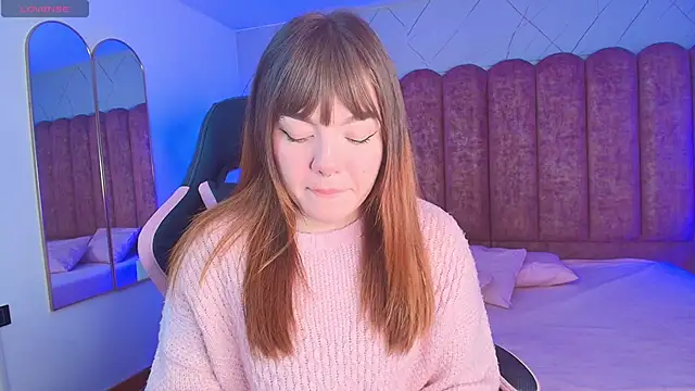 Fluffy Bubble21 online show from 04/13/26, 04:18