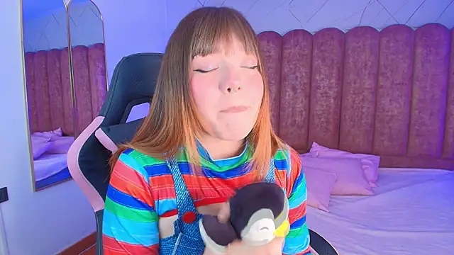 Fluffy Bubble21 online show from 04/17/26, 04:26