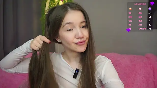 AmiLewis online show from 03/12/25, 01:03