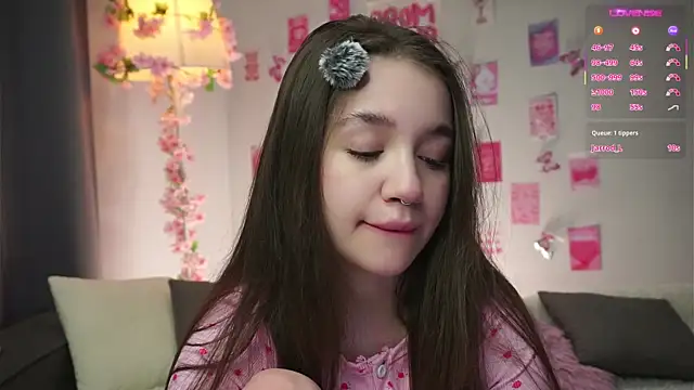 AmiLewis online show from 02/15/26, 01:02