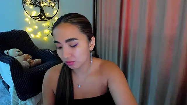 worldofkim online show from 02/25/26, 10:03