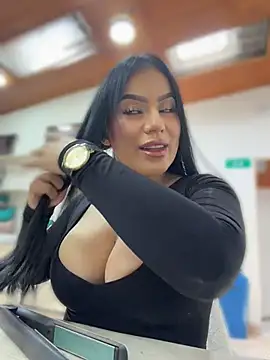 Miah gomez  online show from 04/23/26, 06:10