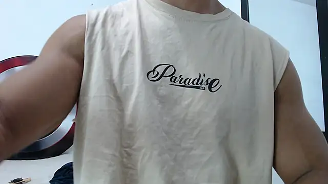 Antonywebb94 online show from 04/01/26, 06:47