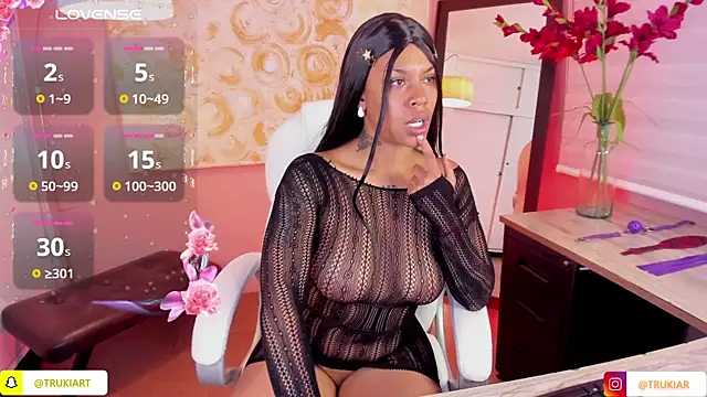 Snapshot of haiiley_more chatting on 12/09/24, 04:56 haiiley more online show from 12/09/24, 04:56