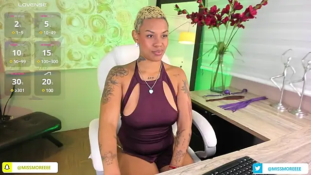 Snapshot of haiiley_more chatting on 03/08/25, 12:44 haiiley more online show from 03/08/25, 12:44