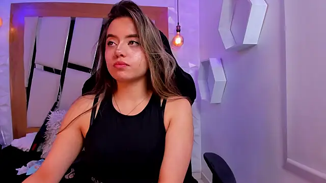 ary cooper  online show from 09/22/25, 12:51