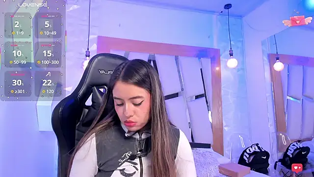 ary cooper  online show from 10/23/25, 12:37