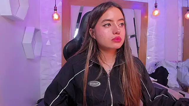 ary cooper  online show from 10/27/25, 12:42