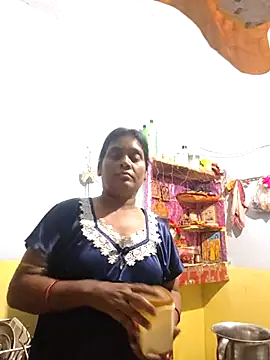 priyadarshiPRIYASEXCPL223 online show from 04/18/26, 01:48