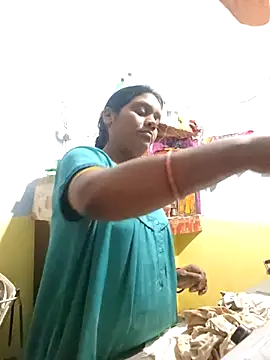 priyadarshiPRIYASEXCPL223 online show from 04/20/26, 01:41