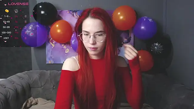 EmilyKents online show from 10/16/25, 01:39