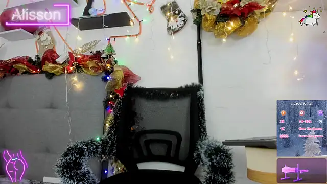 Snapshot of alissonandamy chatting on 12/13/24, 12:06 alissonandamy online show from 12/13/24, 12:06