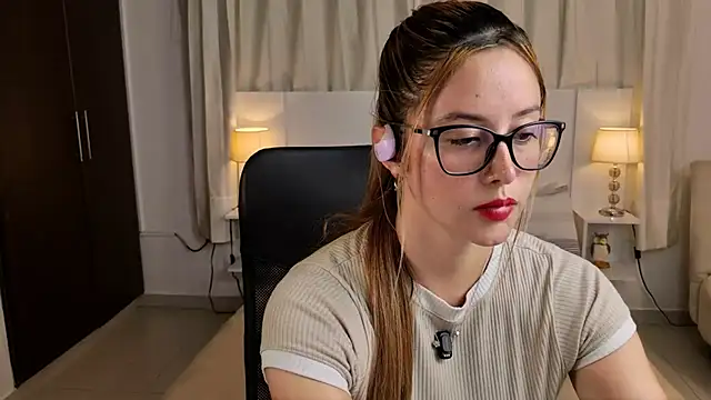 alliee mod online show from 07/18/26, 04:49