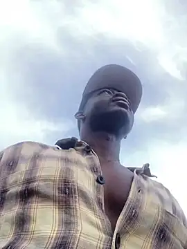 BigBrotherFreak online show from 04/18/26, 06:39