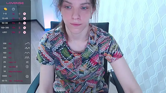 LisaHeart online show from 03/23/25, 12:15