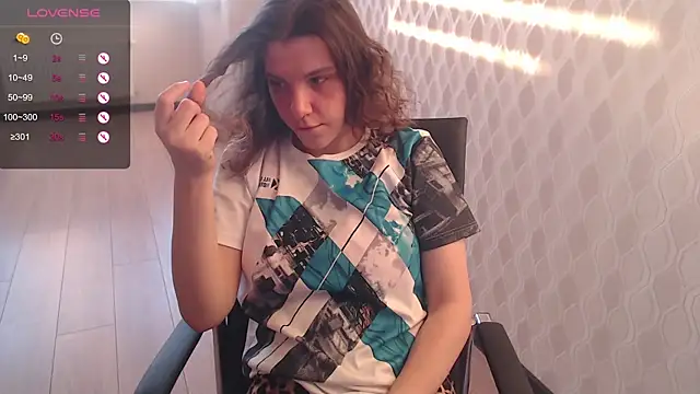 LisaHeart online show from 02/17/26, 01:51