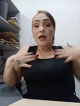 Miss Agatha online show from 02/27/26, 02:17