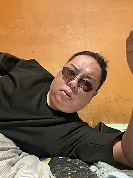 punk0805 online show from 04/21/26, 09:59