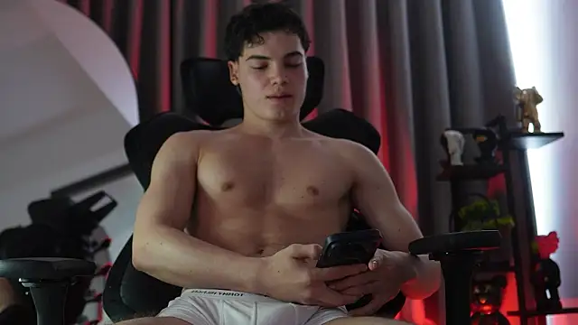 Max cortes1 online show from 03/19/26, 06:12