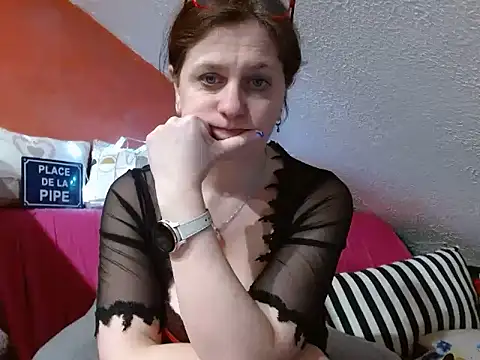 Snapshot of lanax chatting on 03/10/25, 02:48 lanax online show from 03/10/25, 02:48