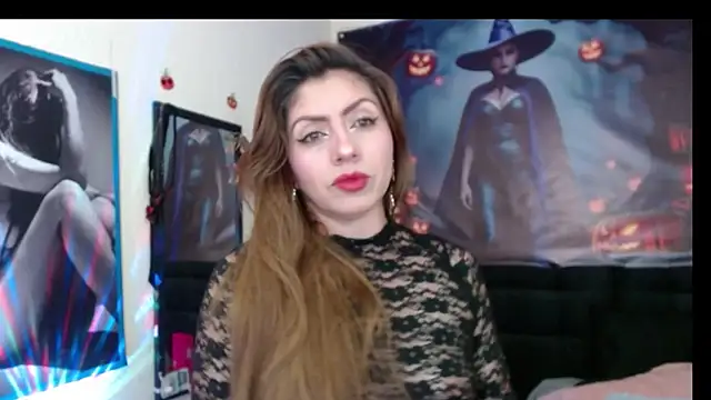 AnthonelaBella online show from 10/24/25, 12:12