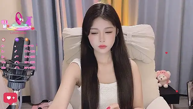 7-Love online show from 04/10/26, 01:27