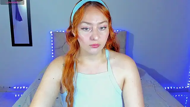Snapshot of April_sommer1 chatting on 09/11/25, 10:59 April sommer1 online show from 09/11/25, 10:59