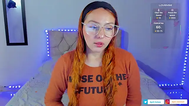 Snapshot of April_sommer1 chatting on 09/15/25, 11:43 April sommer1 online show from 09/15/25, 11:43