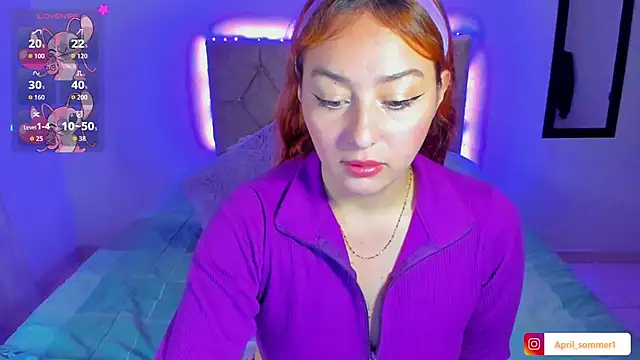 Snapshot of April_sommer1 chatting on 10/25/25, 11:07 April sommer1 online show from 10/25/25, 11:07