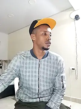 Snapshot of AlejoKhalifa_ chatting on 03/09/25, 12:53 AlejoKhalifa online show from 03/09/25, 12:53