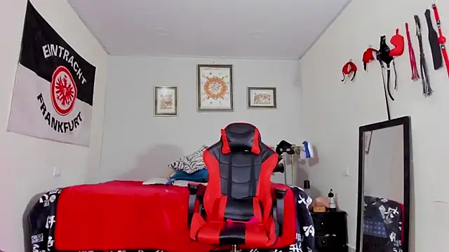 AlejoKhalifa  online show from 12/02/25, 10:20