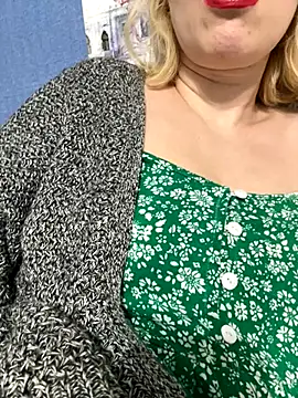 Yourdirtybitch online show from 09/12/25, 08:20