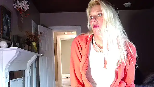 Glamazonx online show from 09/18/25, 01:24