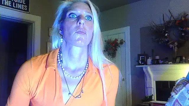 Glamazonx online show from 11/04/25, 02:10