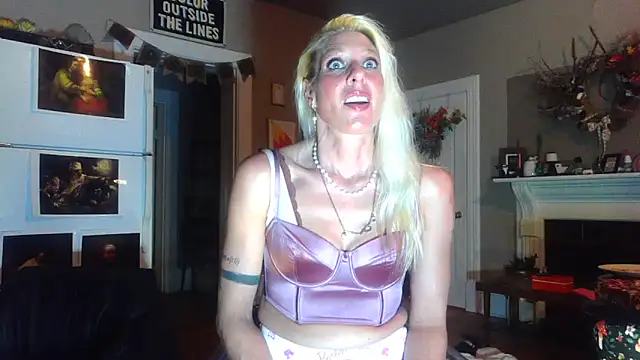 Glamazonx online show from 11/05/25, 03:39