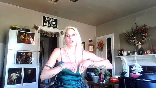 Glamazonx online show from 11/12/25, 10:20